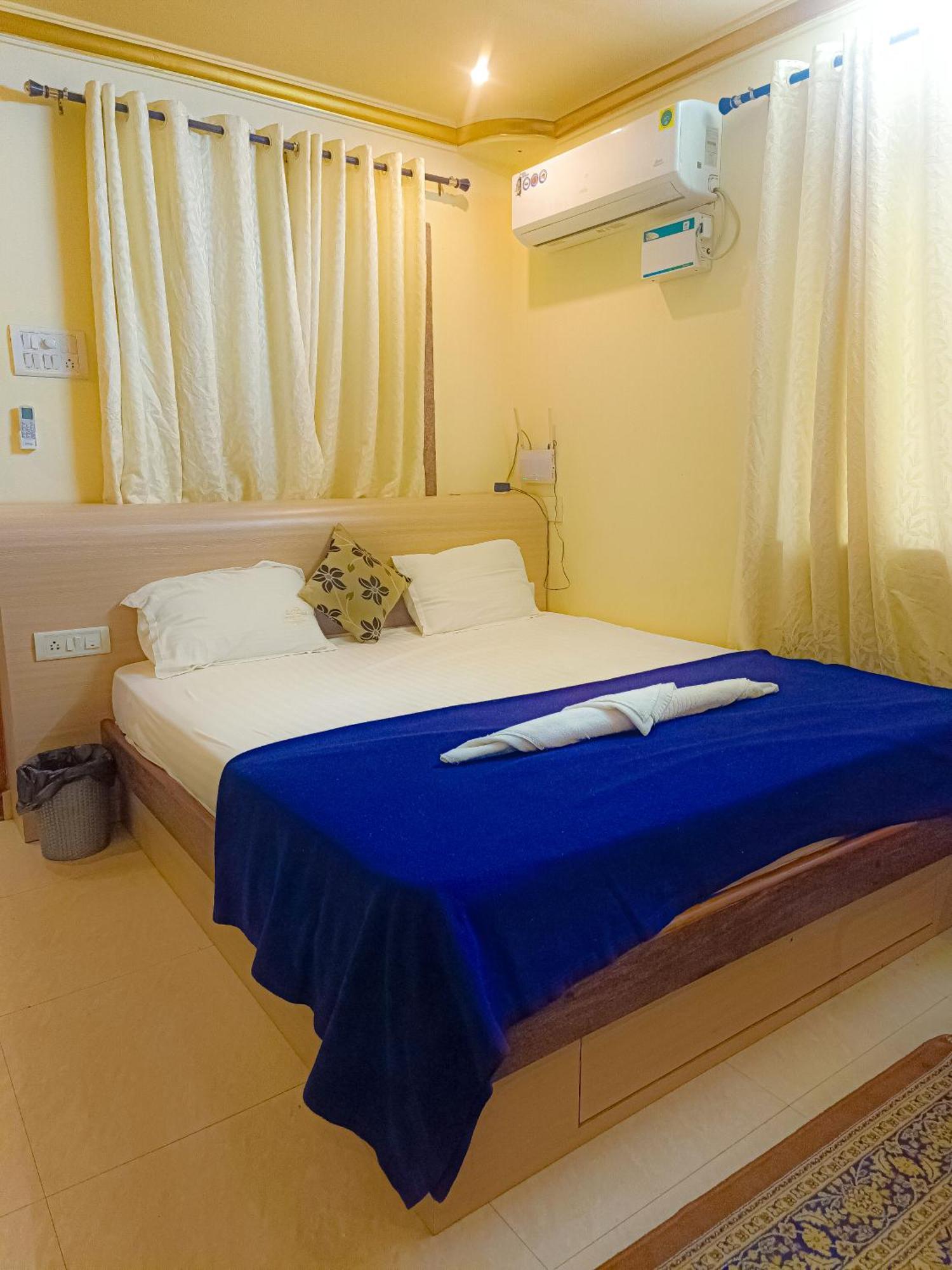 Shradha Luxury Room Calangute Esterno foto