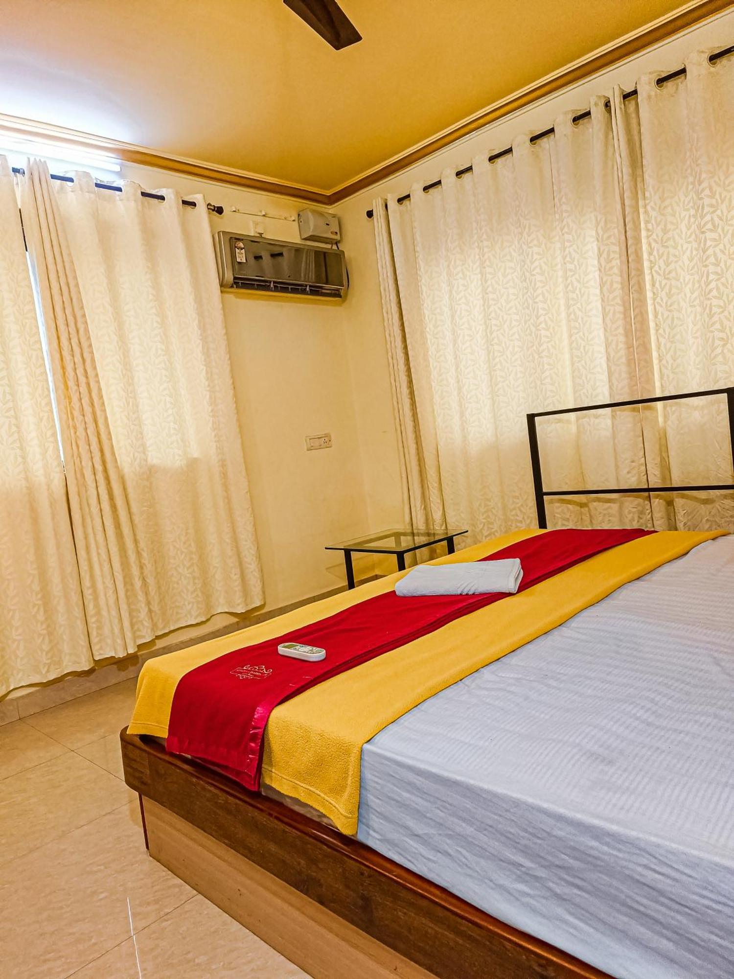Shradha Luxury Room Calangute Esterno foto