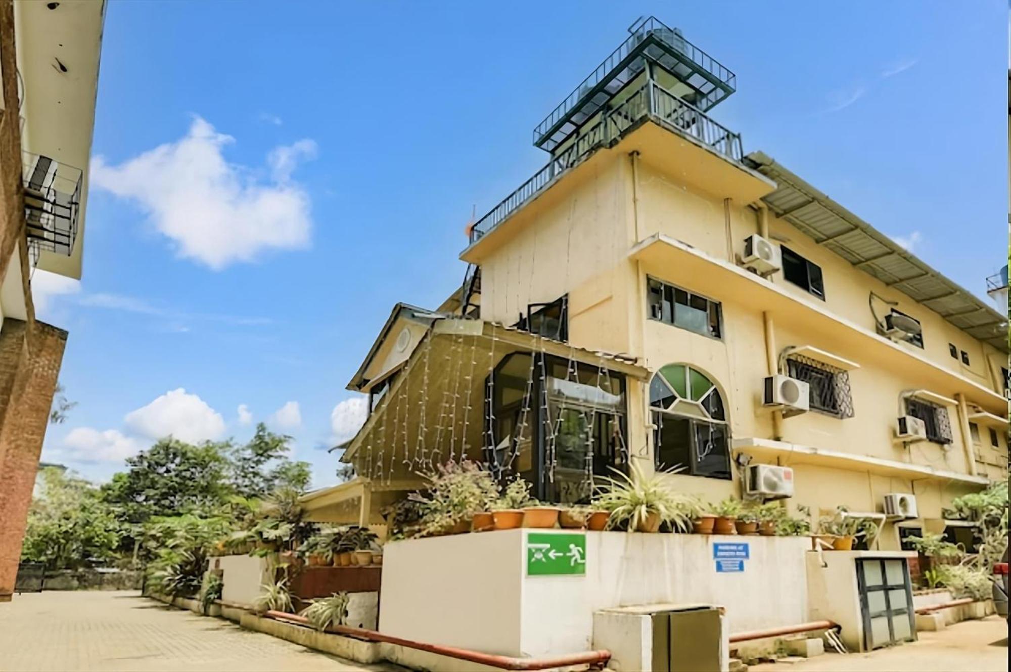 Shradha Luxury Room Calangute Esterno foto